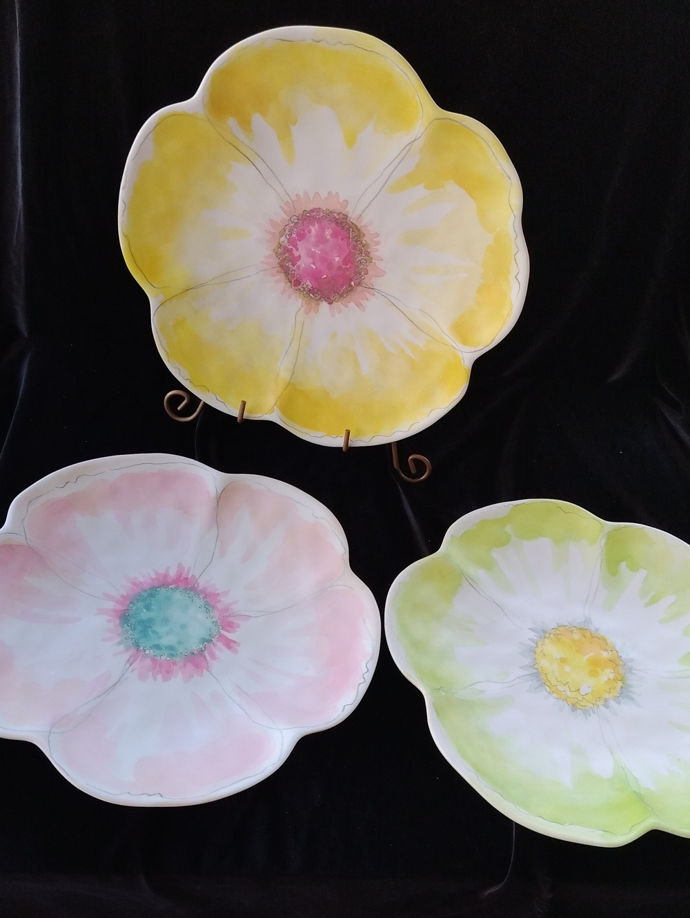 Floral-shaped Melanin 3 Pcs Plates